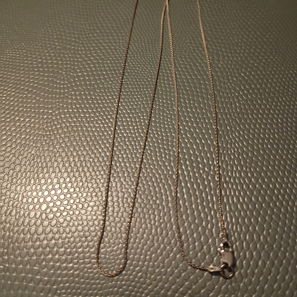 Delicate 14k White Gold Parisian Wheat Link Chain Necklace for Women